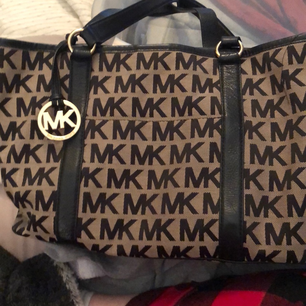 Michael Kors bag